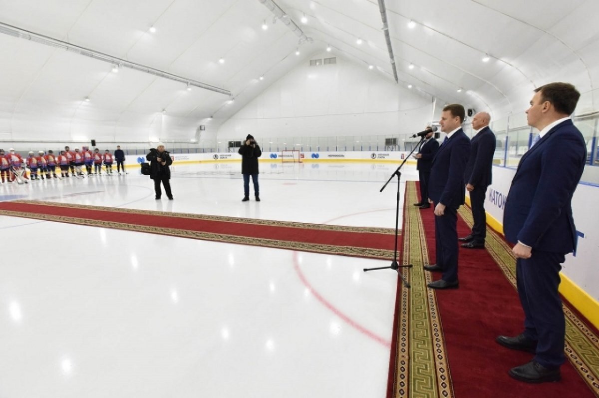    Ледовая арена «Айсберг» в Талнахе.