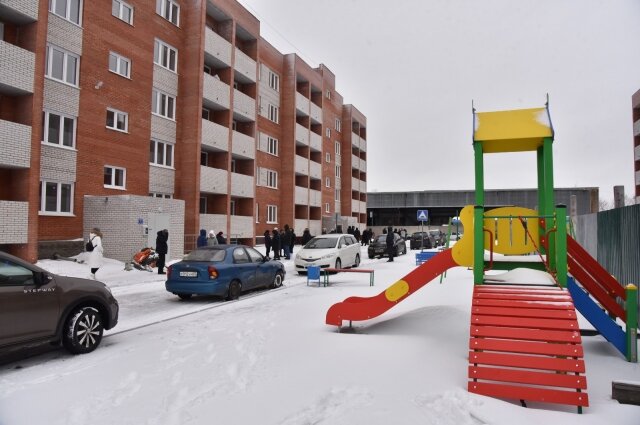    В 2024 году планирует завершить реализацию программы и расселить ещё 270 авариек. Фото: Администрация Омска/ Сергей Сапоцкий