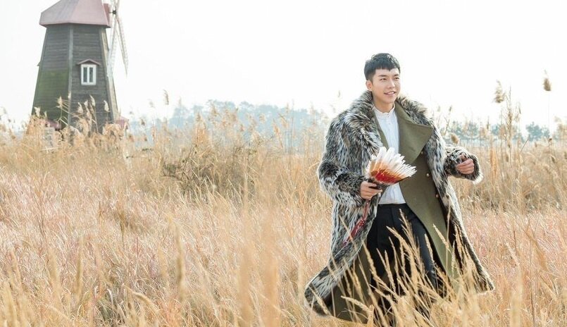 Отправная точка дорамы - бегство Каменной обезьяны с горы Пяти стихий. В кадре - актёр Ли Сын Ги