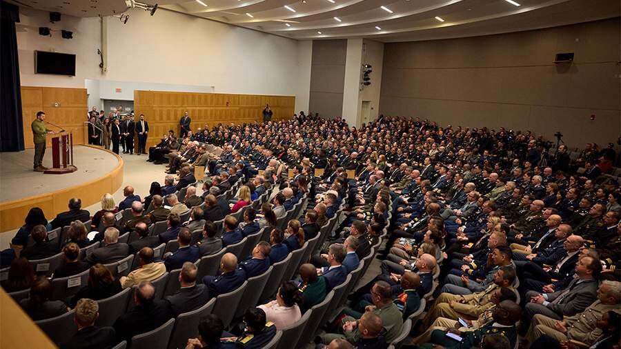 Фото: REUTERS/Ukrainian Presidential Press Service