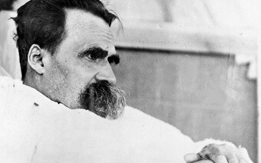 ницше цитаты. фридрих ницше. ежи сармат ницше. фридрих ницше в больнице. ницше безумие.