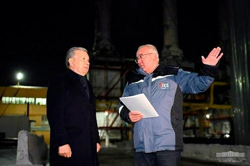 12 декабря Шавкат Мирзиёев посетил теплоцентраль предприятия «Тошкент иссиклик маркази» в Учтепинском районе. Фото пресс-службы президента Узбекистана