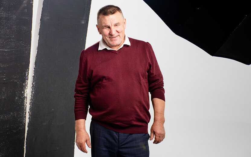  Александр Корепанов уже 35 лет восстанавливает свою родную деревню