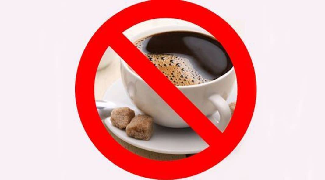 Как перестать пить кофе. Отказ от кофе последствия. Как отказаться от кофе. Отказ от кофе улучшает стул. Как навсегда перестать пить кофе.