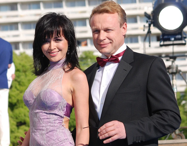 Сергей Жигунов и Анастасия Заворотнюк на "Кинотавре" в 2007 году