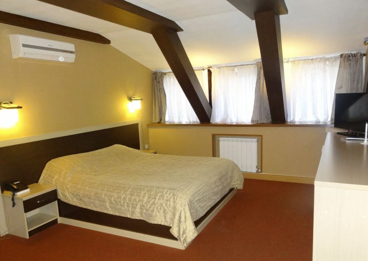 отель нижний в нижнем новгороде. домино нижний новгород. покровский посад гостиница нижний новгород. нижний новгород, улица почаинский овраг, 2. гостиница домино енисейск.