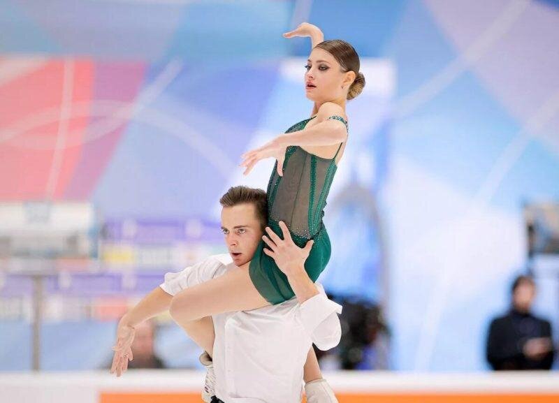     Алёна Косторная / Георгий Куница. Фото из ВК kostornaia_kunitsa Фотография взята из открытых источников.