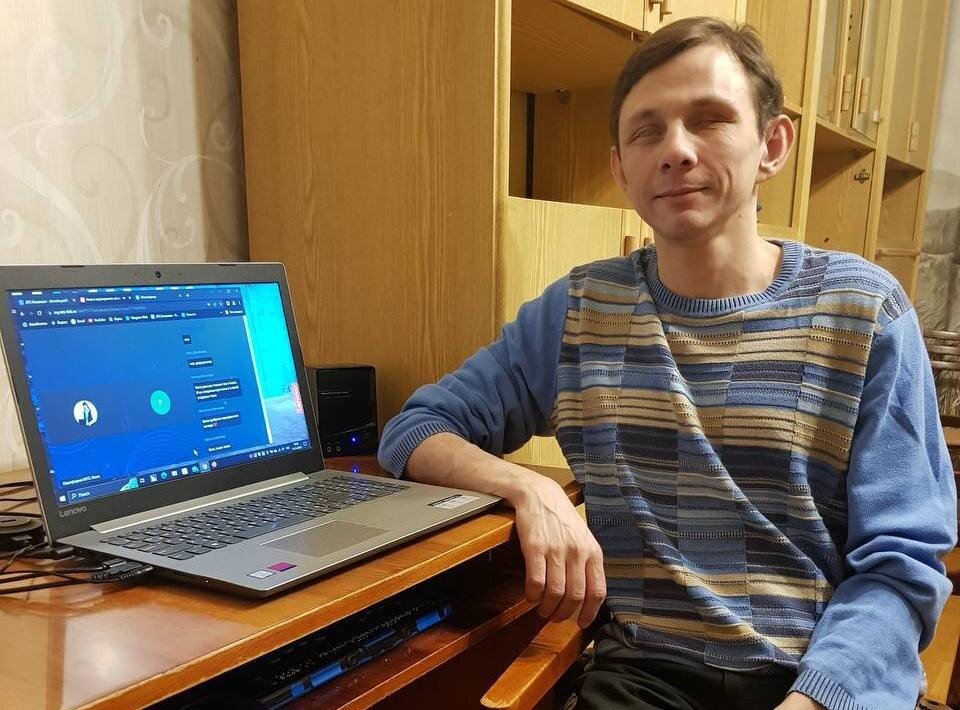 Павел Доронин, слепоглухой студент Школы "Истина Любви", делится с нами своими осознаниями