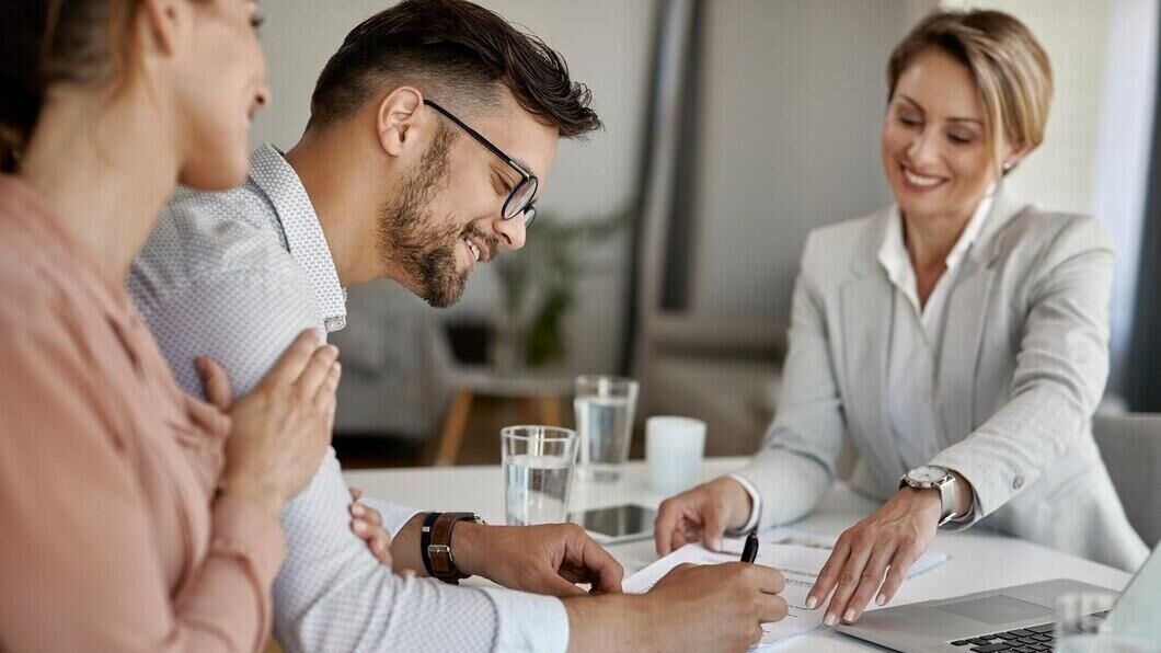    Экономист высказалась об идее траншевой ипотеки с кредитом на первоначальный взнос© Freepik / Drazen Zigic