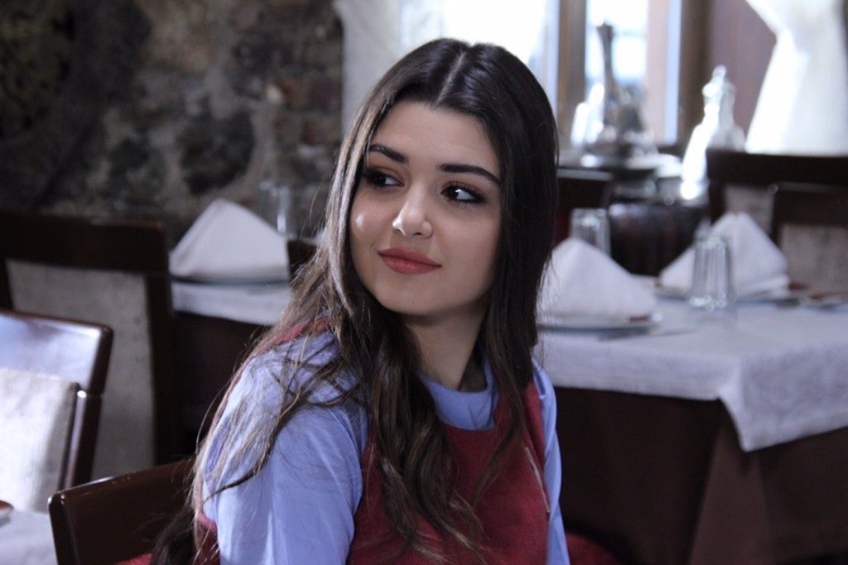 королёк – птичка певчая эрчел. королёк – птичка певчая сериал захиде. королёк – птичка певчая сериал захиде. ханде эрчел кесем. ханде эрчел в королек птичка.