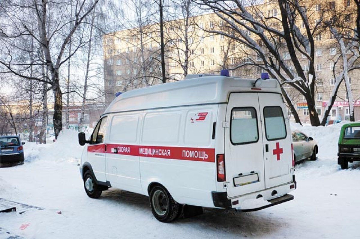    Проблемы с зарплатой сотрудников начались весной.