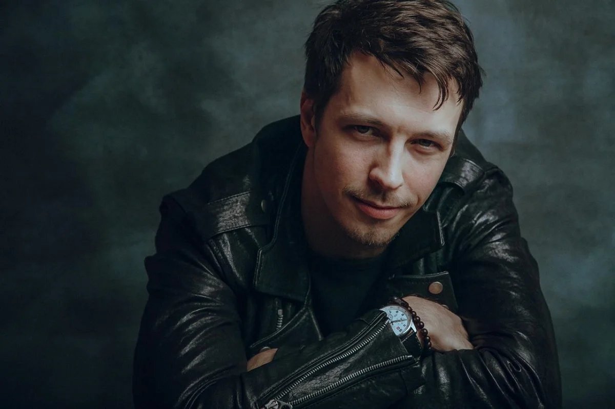 денис васильев молодежка актер. судьба российских актеров. дмитрий алексеевич исаев. денис васильев актёр. денис васильев нити судьбы вадим.