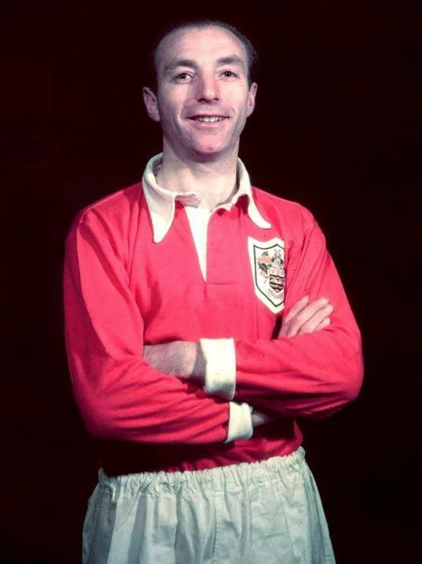 Сэр Стэнли Мэтьюз (1915-2000). Источник фото - https://ru.pinterest.com/pin/454722893617975299/