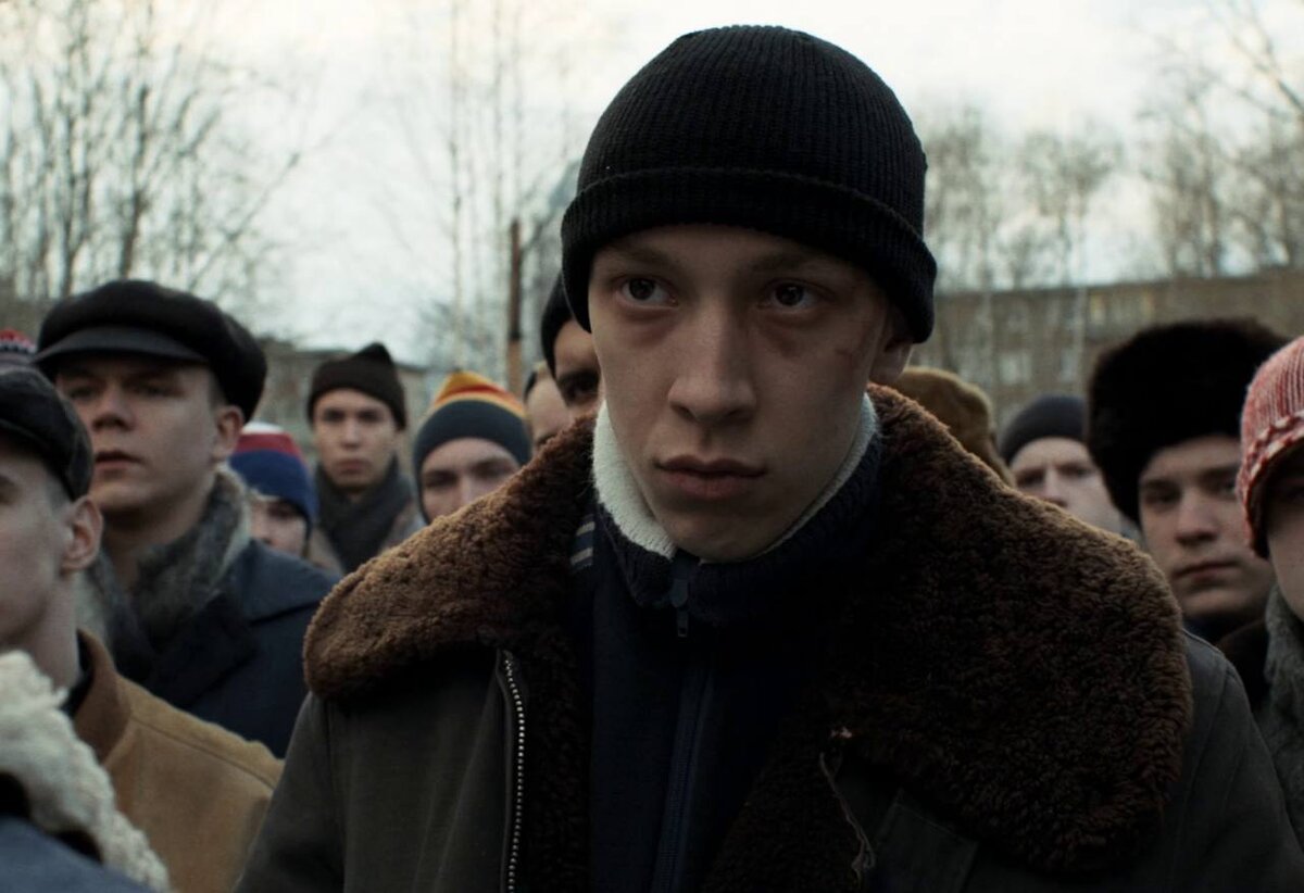 Кадр из сериала Слово Пацана 