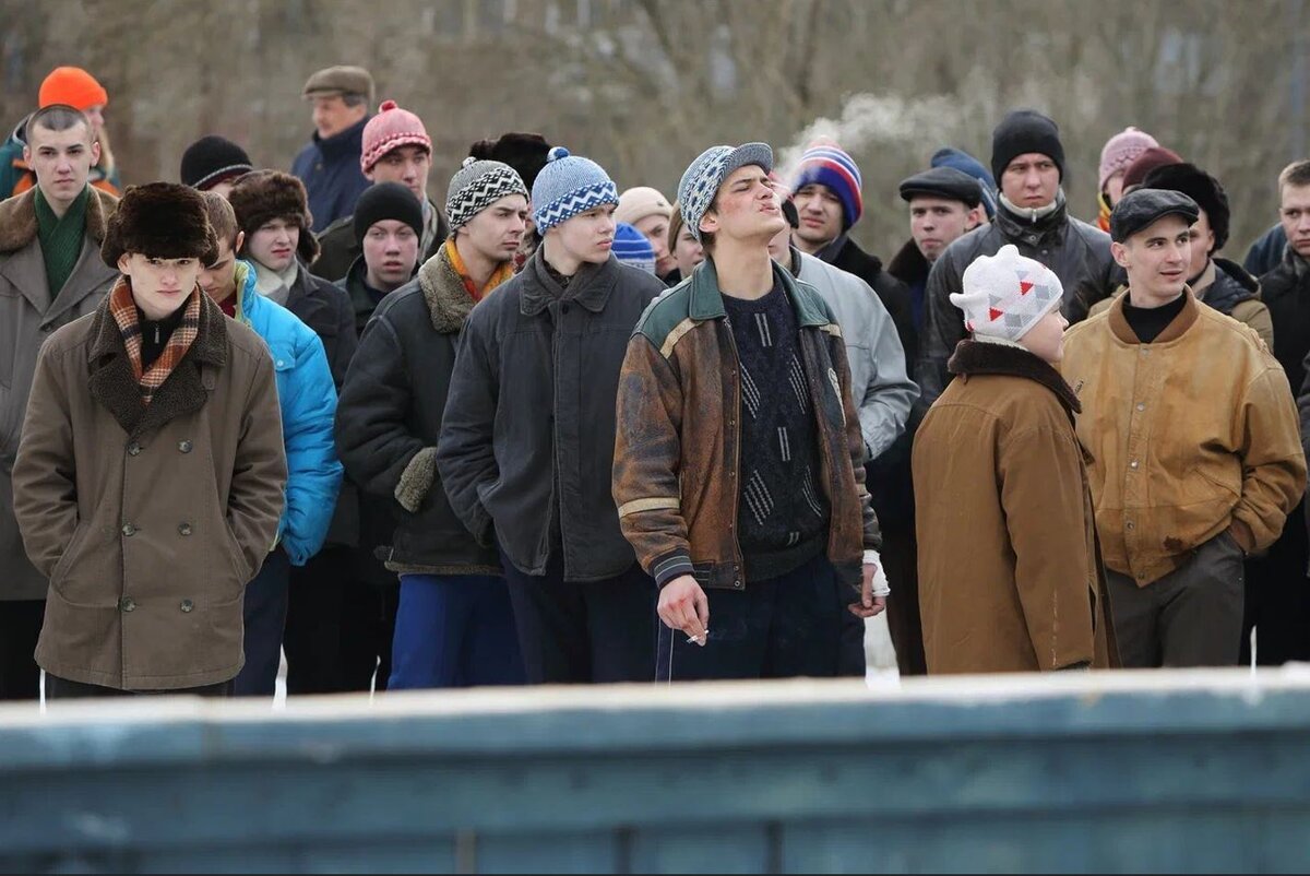 Кадр из сериала Слово Пацана