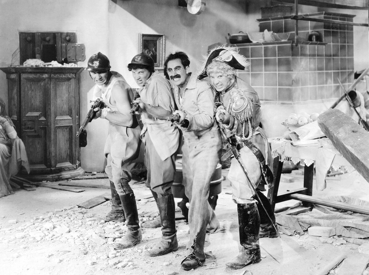 Кадр из фильма «Утиный суп» (Duck Soup) 