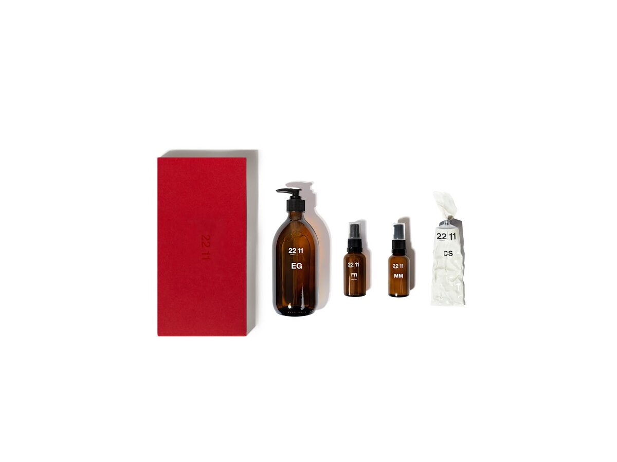    22|11 cosmetics выпустил праздничные боксы (фото 1)