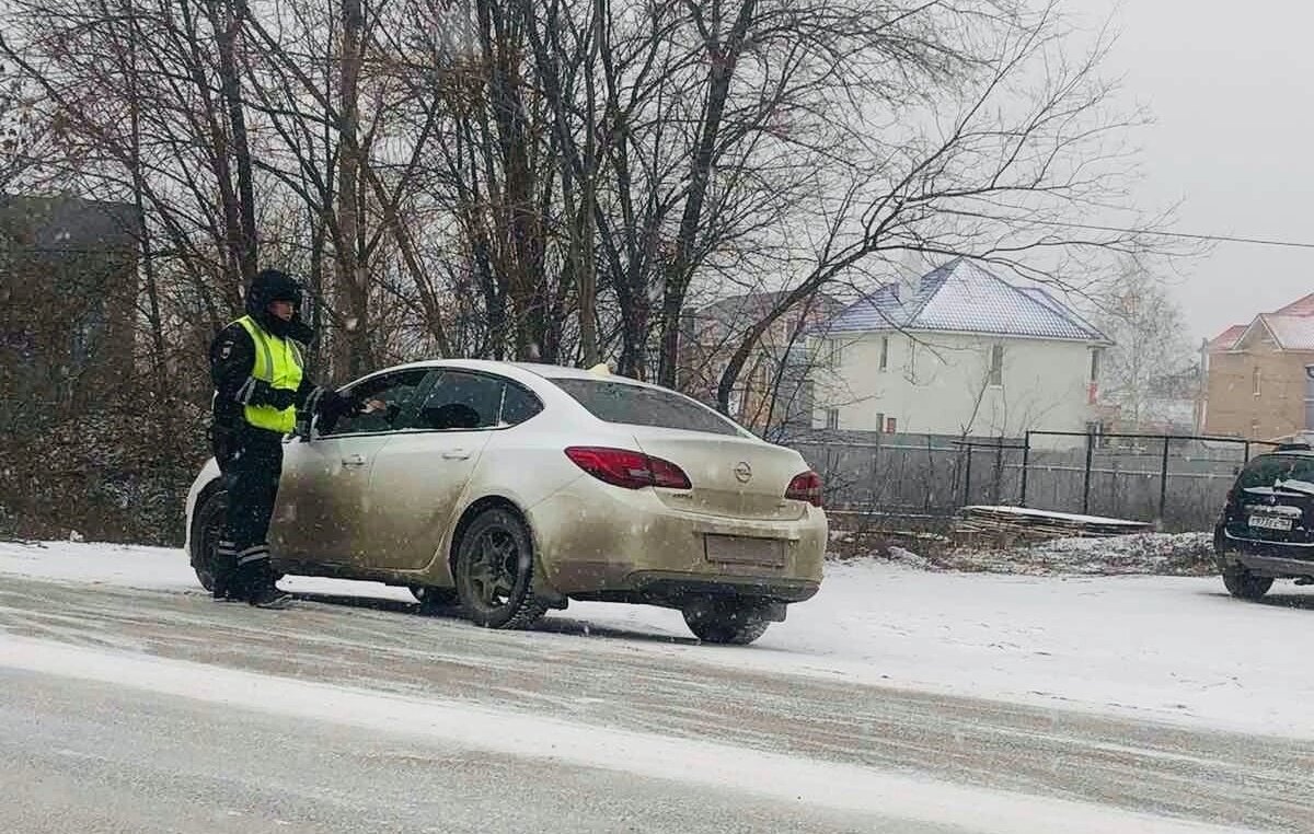 Водителю позвонили и сказали «Автомобиль с гос рег знаком таким-то Ваш»,  новая схема от мошенников или как их отличить от настоящих ИДПС |  Автоюрист. Всё о ДПС. | Дзен