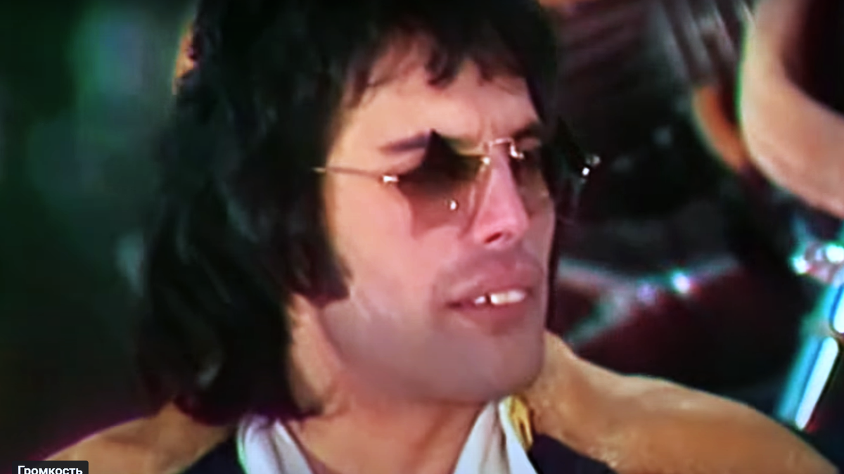 Фредди. Кадр из видео