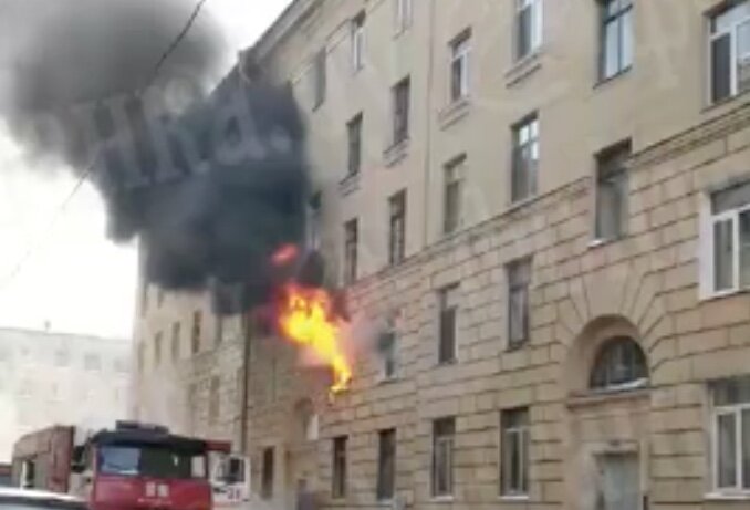 Кадр из оперативной съемки fontanka.ru взят из открытых источников 