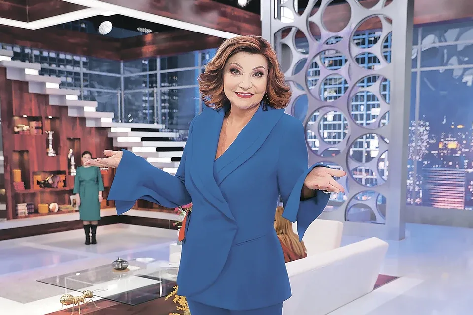 Елена степаненко 2022. Елена степаненко. Юмористка елена степаненко. Елена степаненко 2022. Сколько лет степаненко елене сейчас 2023.