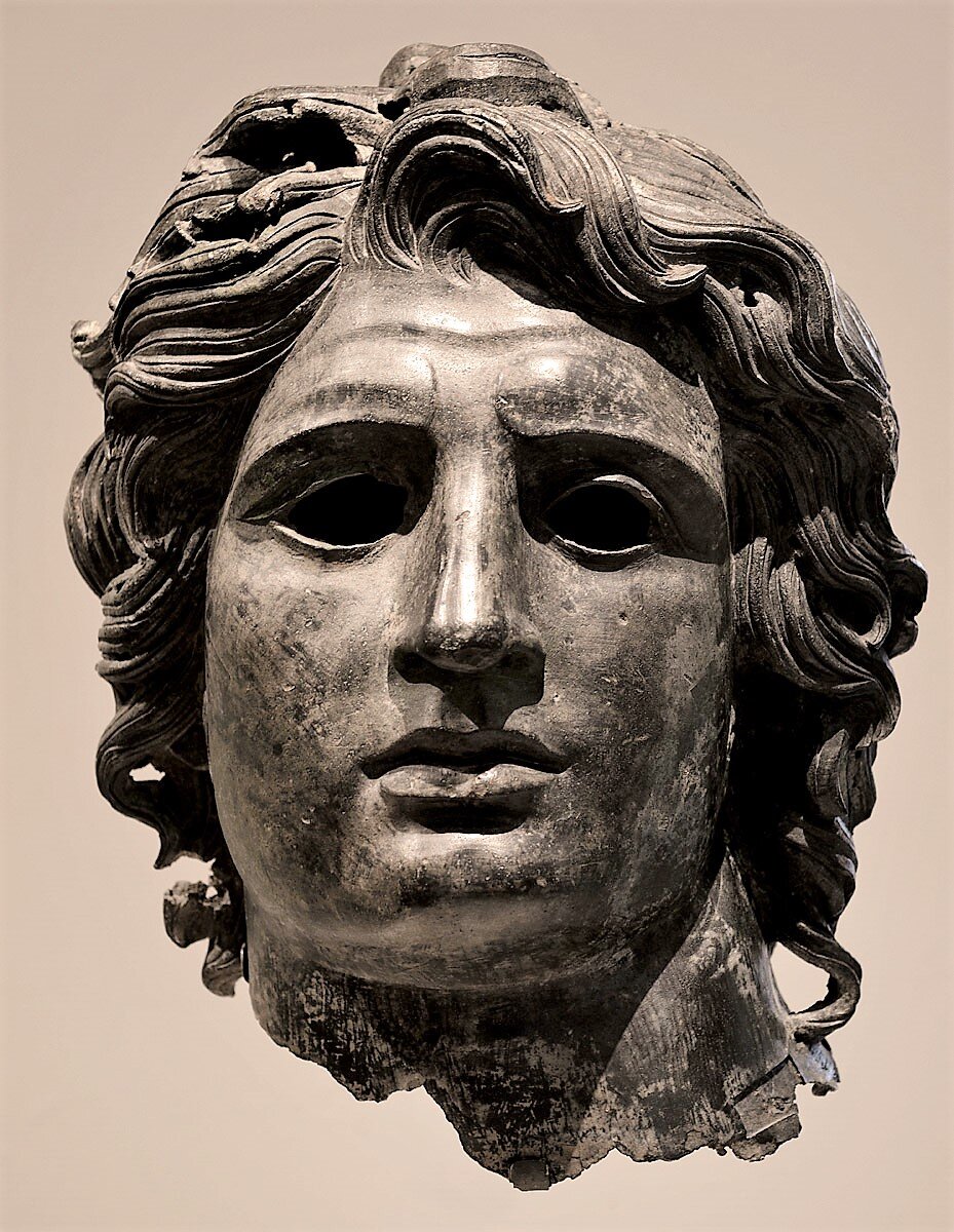 Источник фото: https://www.grecorent.com/images/blog/Alexander/Alexander_Great_Greek-5.jpg