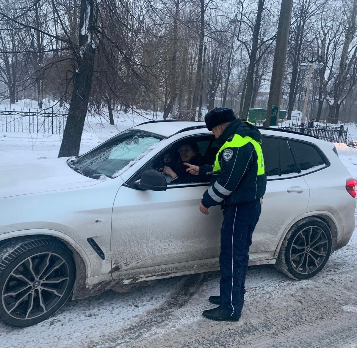 Верховный суд пояснил, что договор купли-продажи автомобиля не означает, что  автомобиль продан и передан другому водителю | Автоюрист. Всё о ДПС. | Дзен