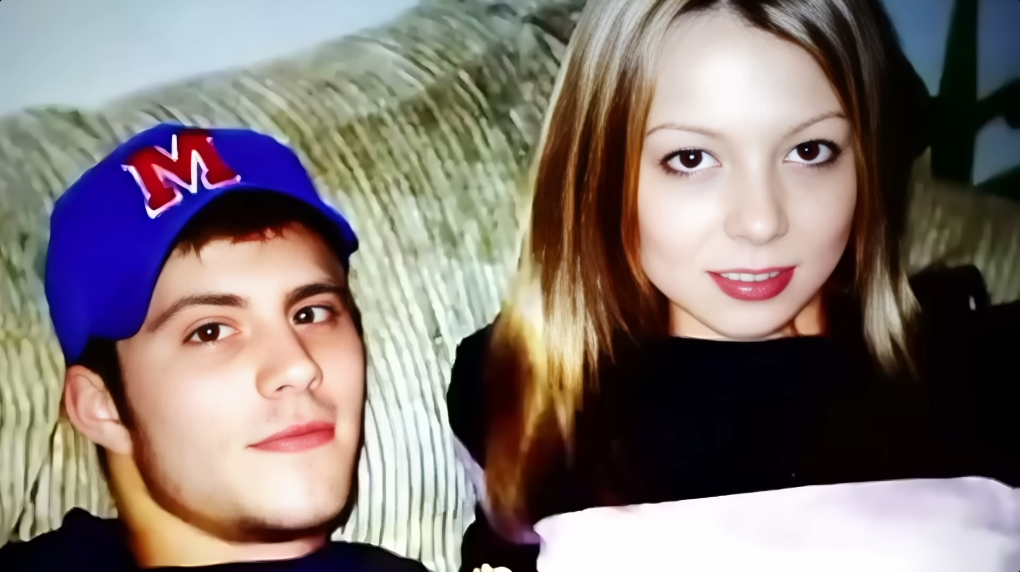 На фото: Ребекка с парнем Кейси