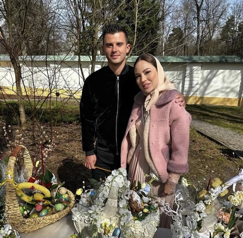 Хватит на однушку в Москве! Друг Кирилла Туриченко купил кусок торта на его свад