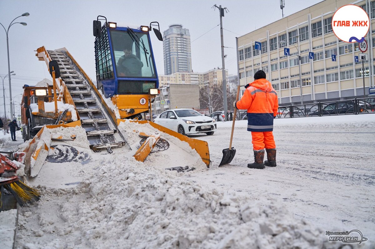 Как в Екатеринбурге обеспечивают работоспособность уборочной техники в морозы 