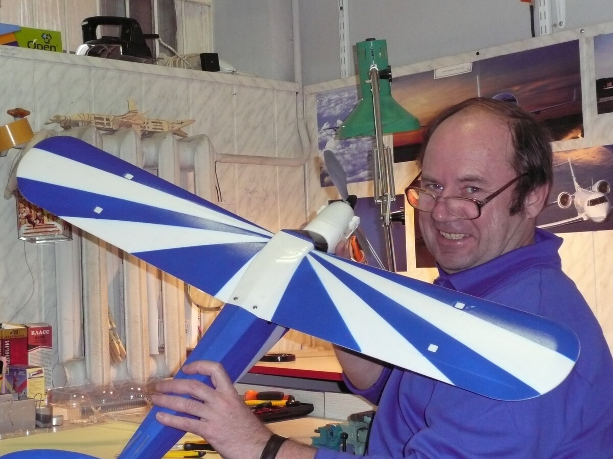 В сервисном центре на работе...