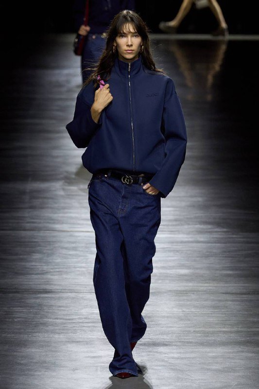 Модный показ GUCCI весна 2024 