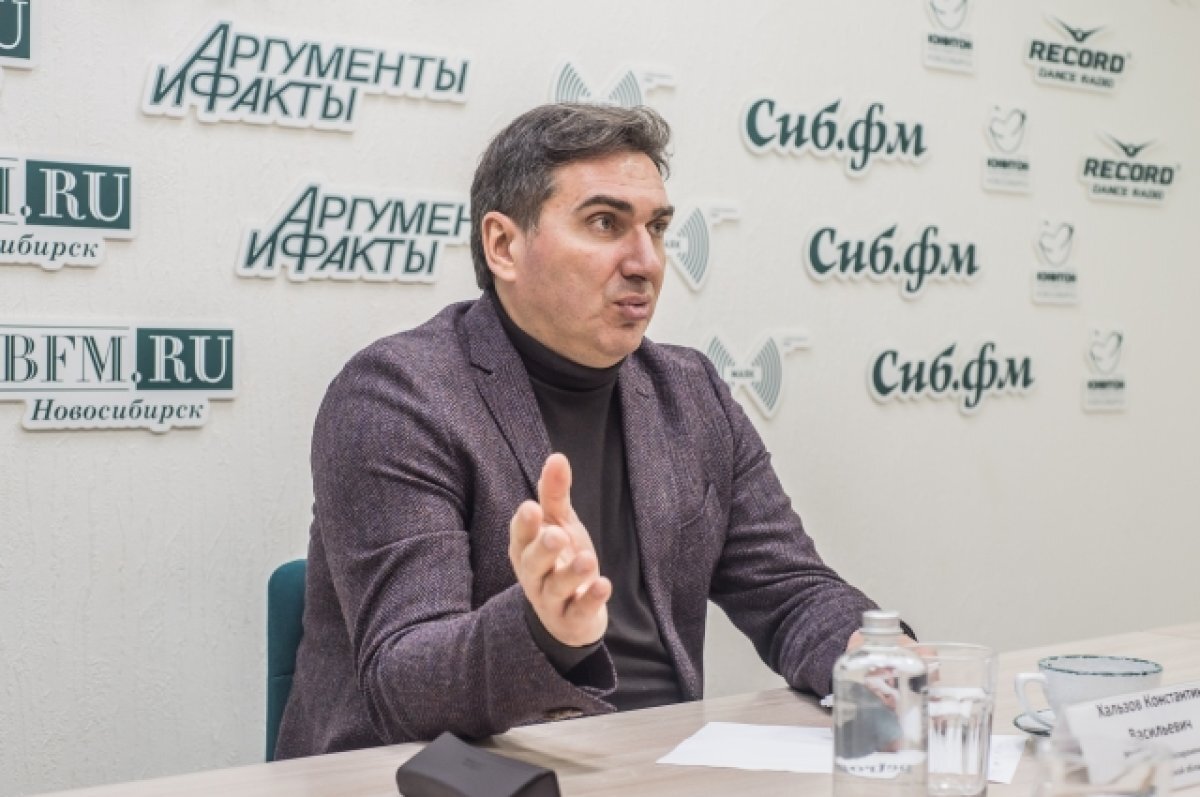    Три врача из Новосибирска работают в Беловодском районе ЛНР