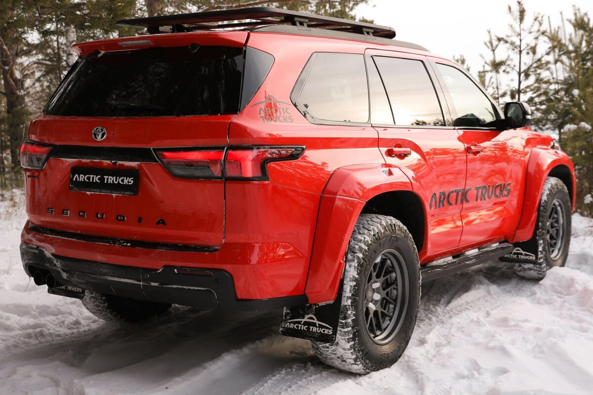 Toyota Land Cruiser 300 Arctic Trucks