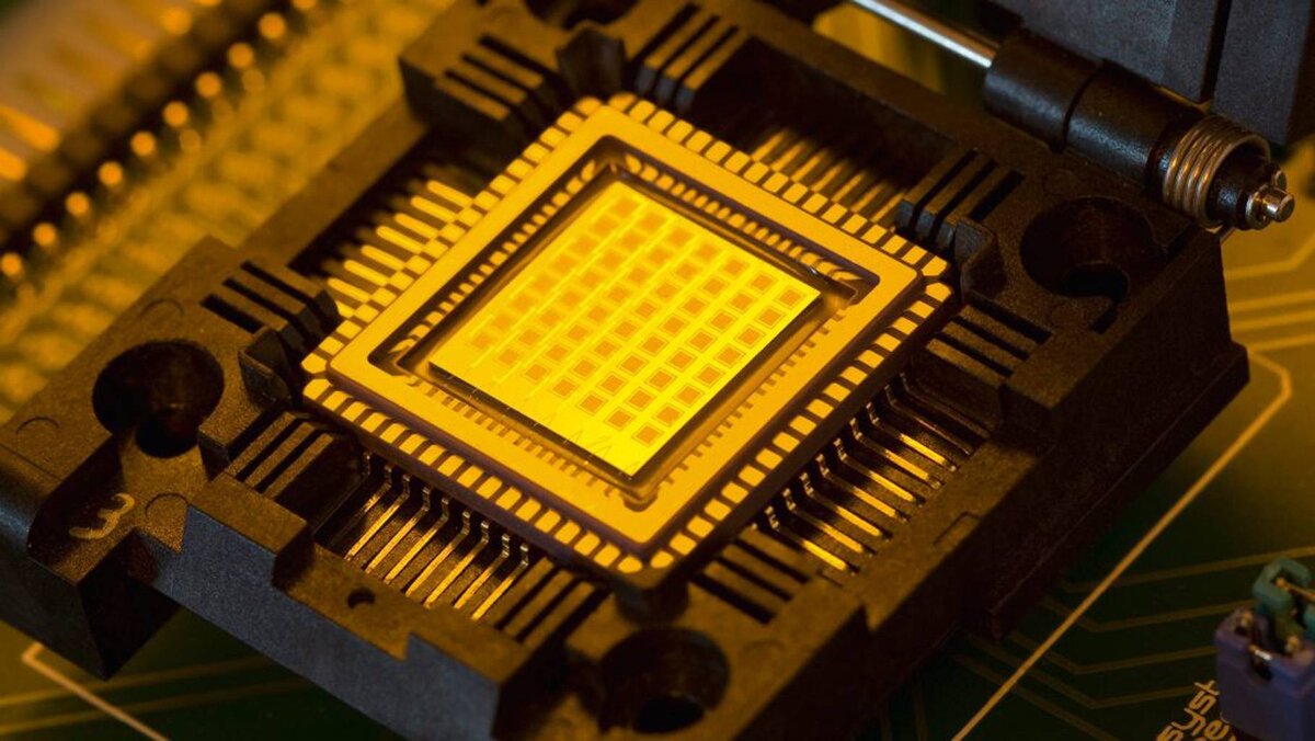 Источник фото: https://akm-img-a-in.tosshub.com/sites/dailyo/fb_feed_images/story_image/201711/quantum-computers-fb_111117054856.jpg