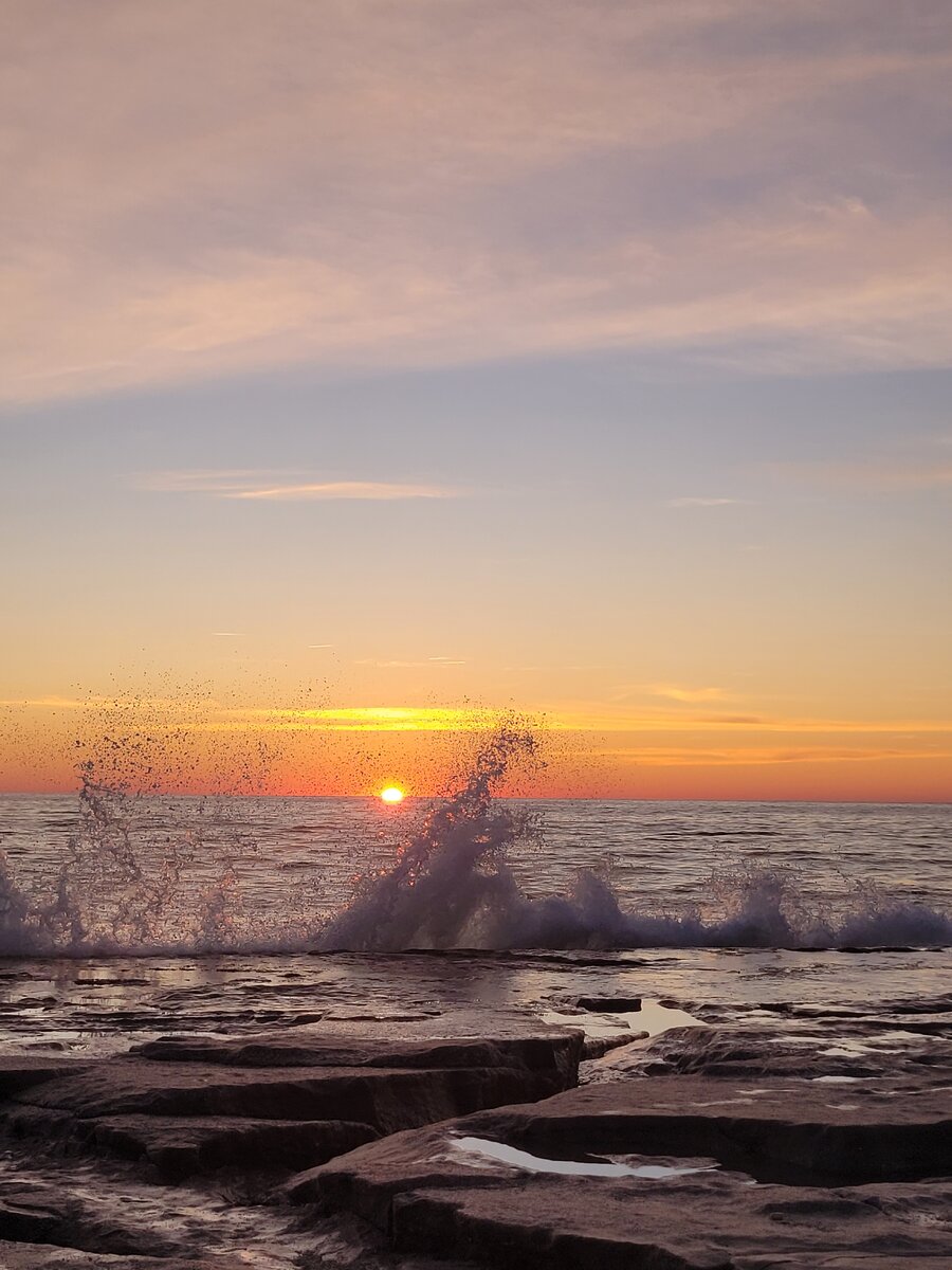 Фото автора. Закат вчера 13.12.2023.