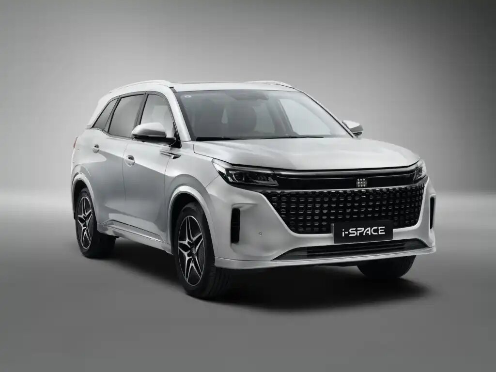 Дорогим россиянам – дорогие автомобили: вот-вот стартует производство гибридного i-Space