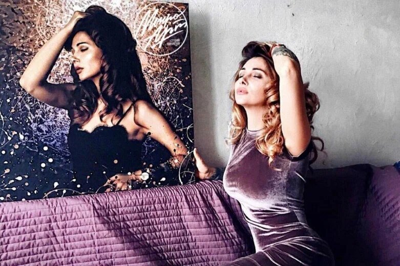 Наша студия уже изготовила почти 200 000 портретов, и мы точно знаем, что такие подарки вызывают у девушек восторг и радость