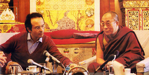 Франсиско Варела и Далай-лама. 1987 г. Фотография с сайта dalailama. ru