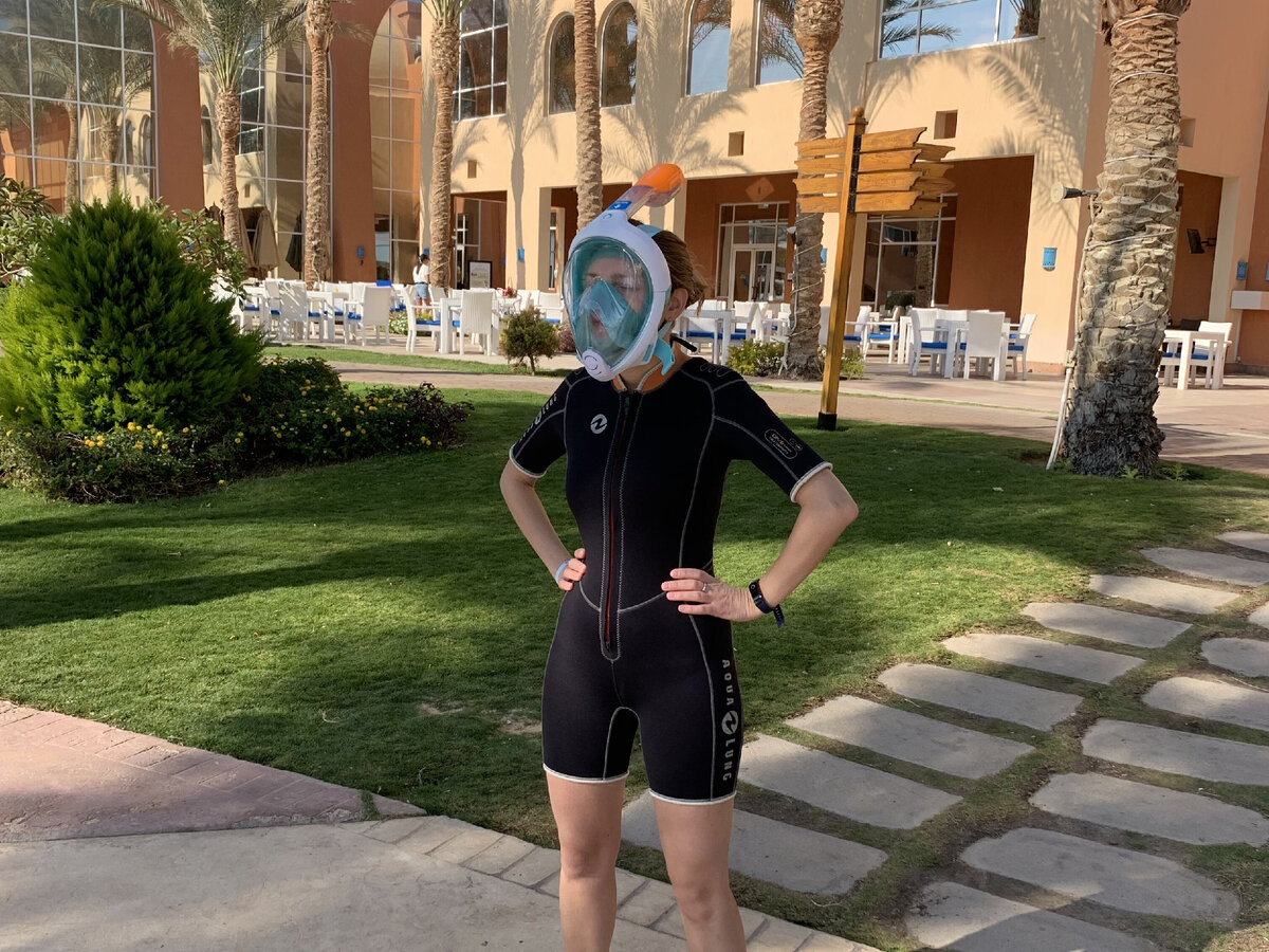 Взяла гидрокостюм напрокат. А маска моя, полнолицевая – очень рекомендую для начинающих