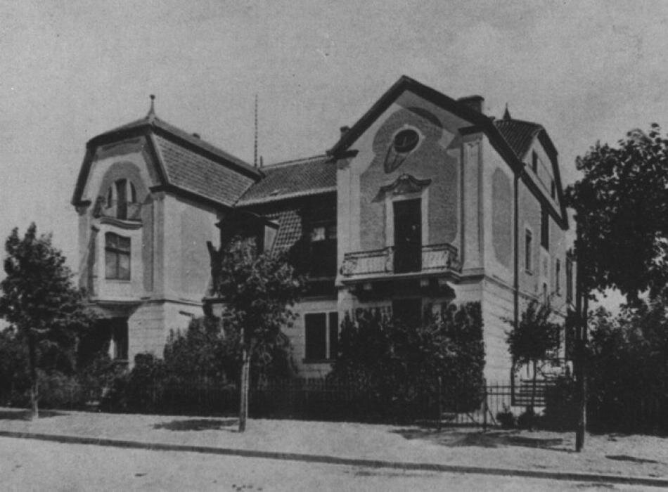Haarbrücker Straße 12 (ныне Бородинская 12-14) 