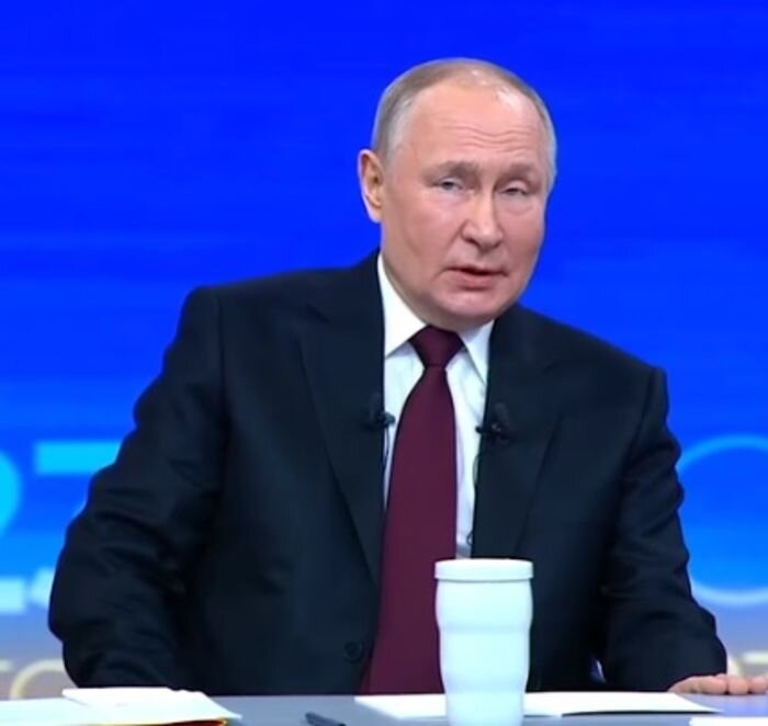 Источник фото: скрин с видео kremlin.ru