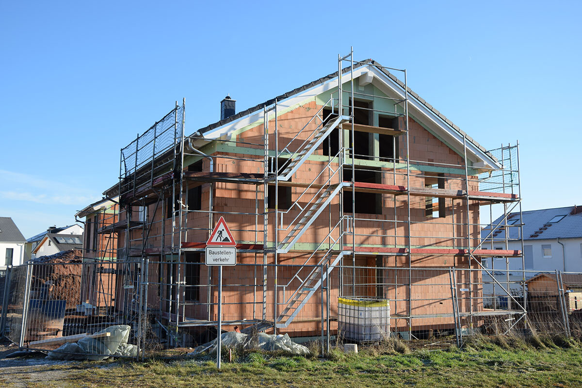    Узнаем, как не ошибиться при составлении договора строительного подряда