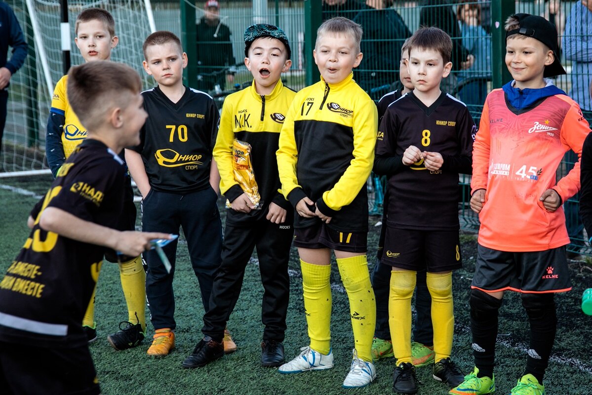    В Сургуте модернизируют футбольное поле за Ледовым дворцом спорта