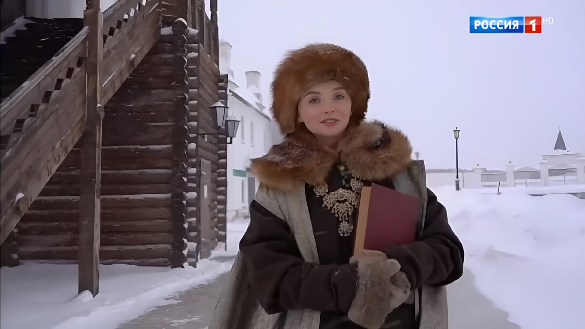 Фото является кадром выпуска программы «По секрету всему свету», 2020 год: https://vk.com/video-77683526_456239387