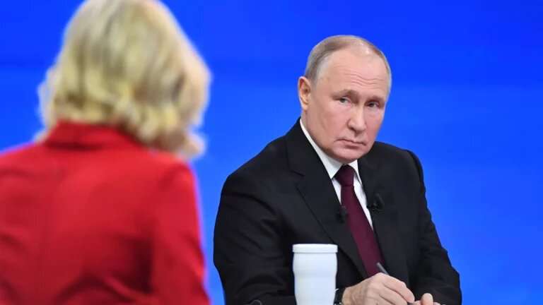    Президент РФ Владимир Путин говорил на прямой линии о переориентации экспорта Кристина Просвиркина