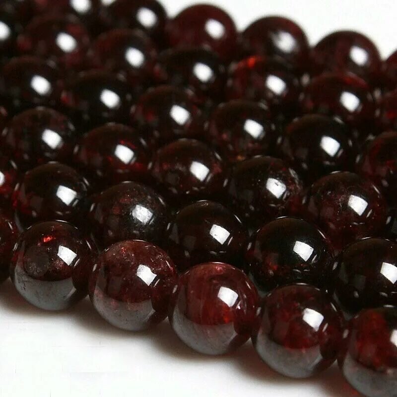 Гранат. Фото из открытых источников