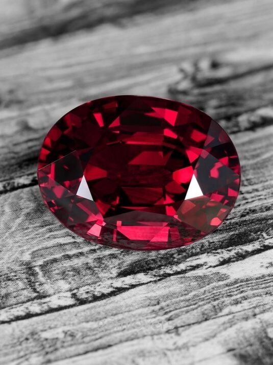 Гранат. Фото из открытых источников