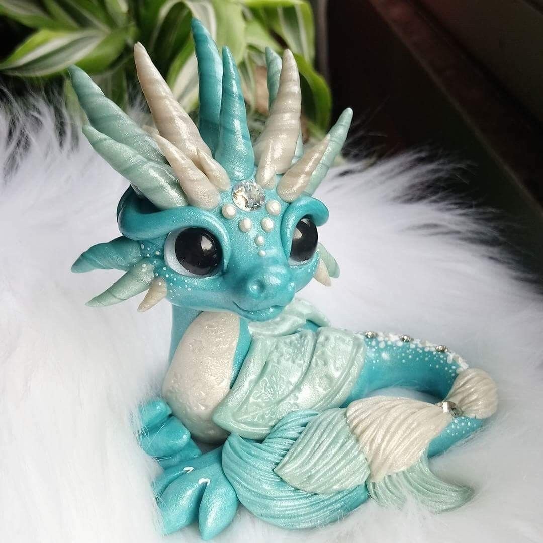 дракончик полимерная глина. сшить игрушку дракона. евгений хонтор синий вихрь. дракон из полимерной глины. мастер класс елочная игрушка дракончик.