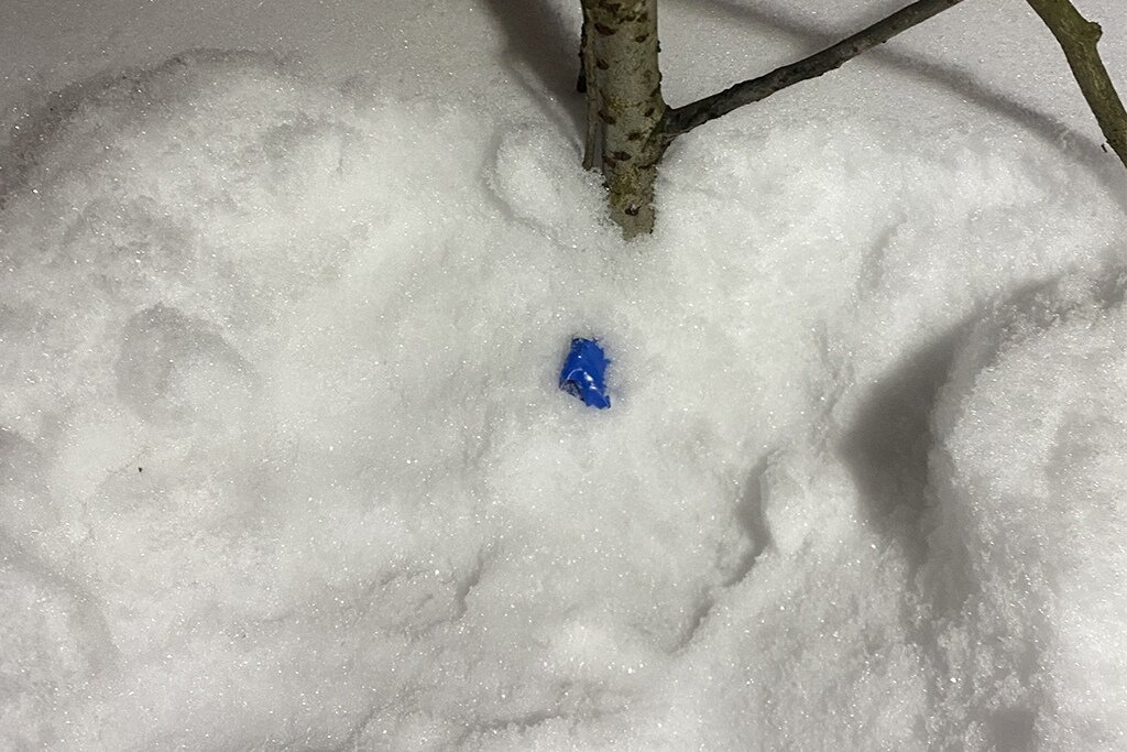    Подозрительного прохожего полицейские заметили в Заречье. Увидев людей в погонах, череповчанин бросился бежать